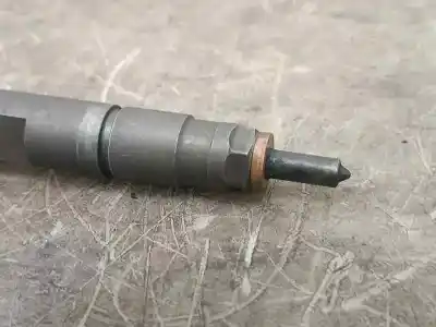 Second-hand car spare part injector for renault scenic (ja..) 1.9 dci authentique oem iam references 8200100272  8200100272