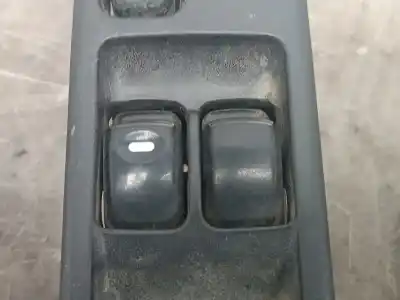 Автозапчастина б/у передні вікний вмикач для mitsubishi montero (v60/v70) 3.2 di-d avance посилання на oem iam mr587931  mr587931