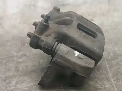 Автозапчастина б/у передній правий гальмівний супорт для mitsubishi montero (v60/v70) 3.2 di-d avance посилання на oem iam mr510538  mr510538