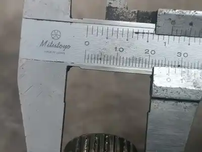 Second-hand car spare part front left transmission for renault kangoo furgón compact comfort oem iam references 8200535798  8200535798