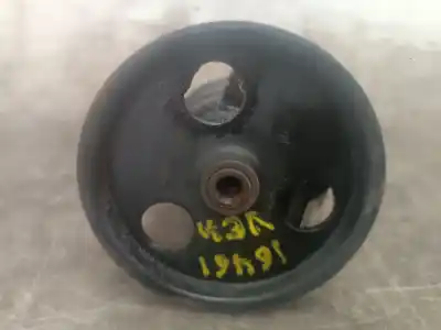 Second-hand car spare part steering pump for renault kangoo furgón compact comfort oem iam references 8200575303  8200575303
