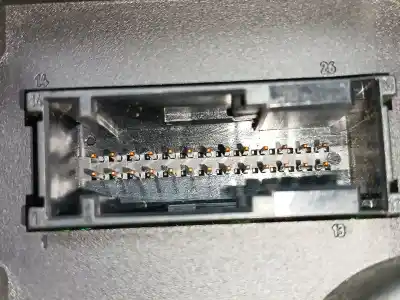 Peça sobressalente para automóvel em segunda mão quadrante por bmw x3 (e83) 2.0 16v cat referências oem iam 102464122  102464122