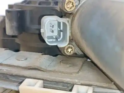Peça sobressalente para automóvel em segunda mão elevador de vidros dianteiro direito por peugeot 206 cc cc referências oem iam   