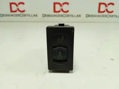 Pezzo di ricambio per auto di seconda mano Interruttore per VOLKSWAGEN PASSAT B5.5 VARIANT (3B6) 1.9 TDI Riferimenti OEM IAM 3B0963563D  3B0963563D