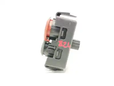 Second-hand car spare part hazard warning lights for renault kangoo profesional oem iam references 8200214896  