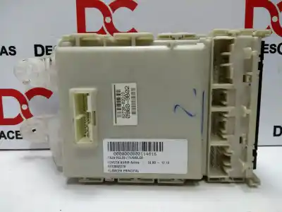 Second-hand car spare part fuse box unit for toyota auris active oem iam references 8273002d10 08118i16 / 9852 09609b02