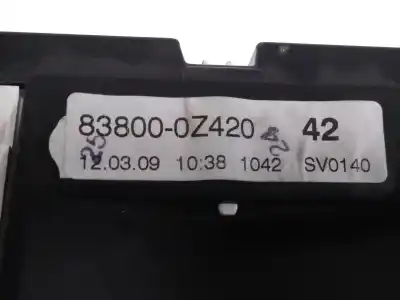 Peça sobressalente para automóvel em segunda mão quadrante por toyota auris active referências oem iam 838000z420 a2c53300865 / a2c53164380 a2c53245521