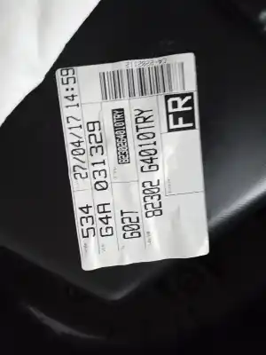 Peça sobressalente para automóvel em segunda mão forra / revestimento da porta dianteira direita por hyundai i30 (pd) klass referências oem iam 82302g4010try