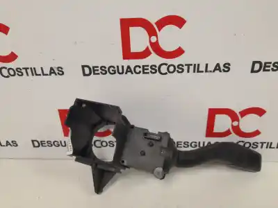 Peça sobressalente para automóvel em segunda mão comutador de piscas  por audi a4 berlina (8e) 1.9 tdi (96kw) referências oem iam 8e0953513a  