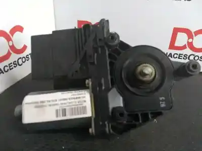 Автозапчасти б/у мотор заднего левого стекла за VOLKSWAGEN PASSAT B5 (3B2) 1.9 TDI ссылки OEM IAM 0130821697 105406301 1C0959811