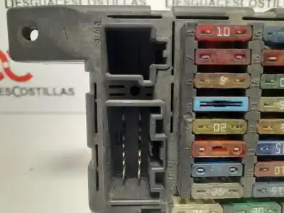 Peça sobressalente para automóvel em segunda mão caixa de fusíveis e relés por volvo s60 berlina 2.4 d referências oem iam 518828009