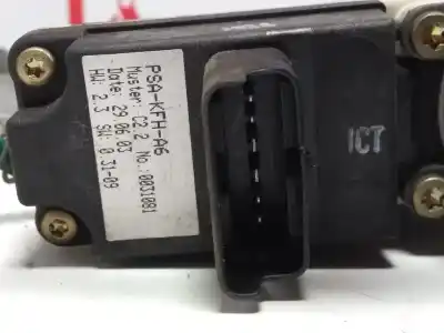 Peça sobressalente para automóvel em segunda mão elevador de vidros dianteira esquerda por citroen c2 x referências oem iam 9641241380 36120604 / 9746006027 / 03073640 