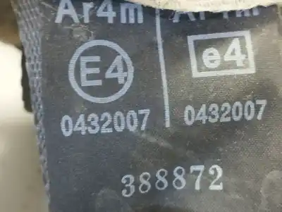 Tweedehands auto-onderdeel veiligheidsriem links achter voor kia carens ii monospace (fj) 2.0 crdi oem iam-referenties 388872  