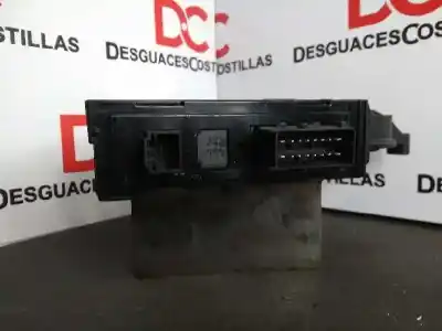 Recambio de automóvil de segunda mano de Motor Elevalunas Delantero Derecho para PEUGEOT 307 (S1) 2.0 XR [2.0 Ltr. - 66 kW HDi CAT] referencias OEM IAM 9634457580 0130821767 990830101