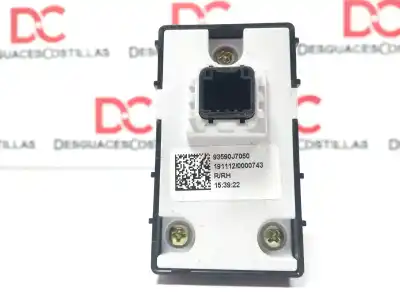 Peça sobressalente para automóvel em segunda mão Botão / Interruptor Elevador Vidro Traseiro Direito por KIA CEED GT Line 140 CV / 103 KW Referências OEM IAM 93581J7100  93590J7050