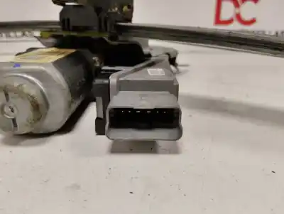 Peça sobressalente para automóvel em segunda mão elevador de vidros dianteiro direito por citroen c3 1.4 hdi (68 cv) 1.4 hdi referências oem iam 9222ap