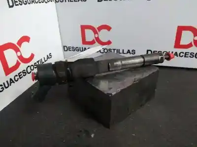 Second-hand car spare part Injector for TOYOTA COROLLA (E12) 1.4 D-4D Luna Compact OEM IAM references 2367033040  0445110227