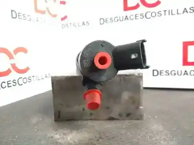 Second-hand car spare part injector for toyota corolla (e12) 1.4 d-4d luna compact oem iam references 2367033040  0445110227