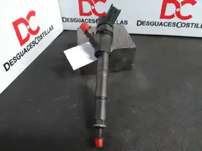 Second-hand car spare part injector for toyota corolla (e12) 1.4 d-4d luna compact oem iam references 2367033040  0445110227