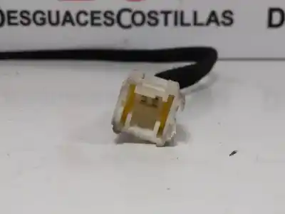 Peça sobressalente para automóvel em segunda mão fechadura do mala por renault clio ii fase ii (b/cb0) community referências oem iam 7700308997  