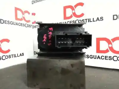 Автозапчастина б/у УПРАВЛІННЯ СВІТЛОМ для FORD FOCUS BERLINA (CAP)  Посилання на OEM IAM 7M5T13A024LA  7M5T 13A024 LA