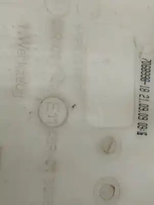 Second-hand car spare part windscreen washer bottle for bmw 3 touring (e91) 320 d oem iam references 706899818  