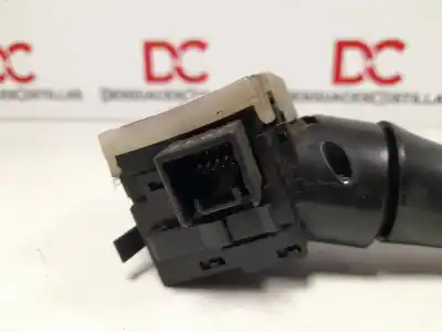 Peça sobressalente para automóvel em segunda mão COMUTADOR DE PISCAS  por MITSUBISHI L 200 (KA0/KB0)  Referências OEM IAM E380013  