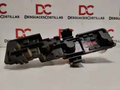 Pezzo di ricambio per auto di seconda mano Portalampada per CITROEN XSARA PICASSO 1.8 CAT (6FZ / EW7J4) Riferimenti OEM IAM 9631563980  