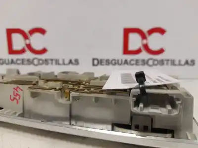 Second-hand car spare part interior light for renault laguna iii dynamique oem iam references 264300003r