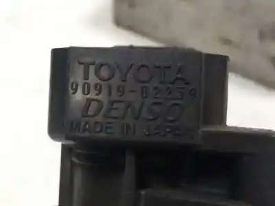 Pièce détachée automobile d'occasion BOBINE D'ALLUMAGE pour TOYOTA COROLLA (E12)  Références OEM IAM 9091902239  