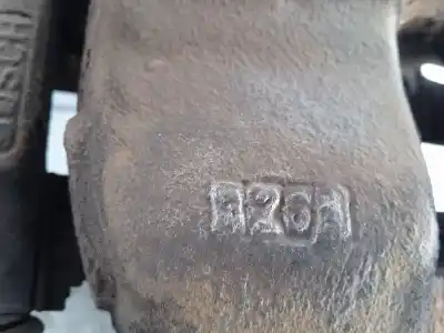 Peça sobressalente para automóvel em segunda mão pinça de travão dianteira esquerda por toyota auris edition referências oem iam   