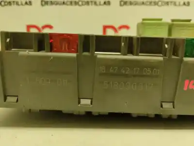 Pezzo di ricambio per auto di seconda mano SCATOLA RELÈ/FUSIBILI per MINI MINI (R50,R53)  Riferimenti OEM IAM 518030317  