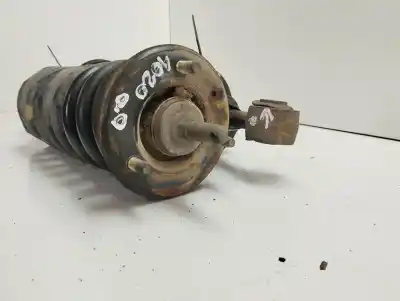 Second-hand car spare part front shock absorber set for nissan navara pick-up (d40m) double cab se 4x4 oem iam references 56100eb37d  