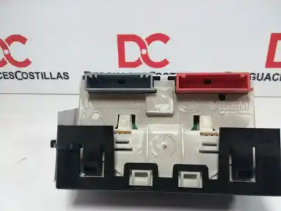 Peça sobressalente para automóvel em segunda mão display gps / multimídia por renault clio ii fase ii (b/cb0) campus 64 cv / 47 kw referências oem iam 8200028364a  p8200028364a / 216562178a