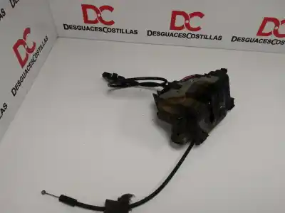 Second-hand car spare part left front door lock for renault clio iii pack authentique oem iam references 8200300123  