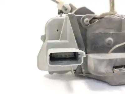 Автозапчастина б/у замок передніх дверей лівий для citroen xsara picasso (n68) 2.0 hdi посилання на oem iam 9135h5  