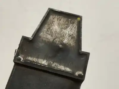 Gebrauchtes Autoersatzteil ZÜNDSPULE zum VOLKSWAGEN POLO (9N1)  OEM-IAM-Referenzen 036905715  