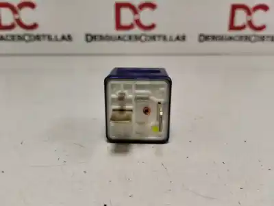 Pièce détachée automobile d'occasion RELAIS pour AUDI A4 BERLINA (B5)  Références OEM IAM 8A0951253  