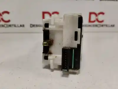 Peça sobressalente para automóvel em segunda mão comutador de luzes por renault maxity fg 130.35/45 131 cv / 96 kw referências oem iam 5001870492