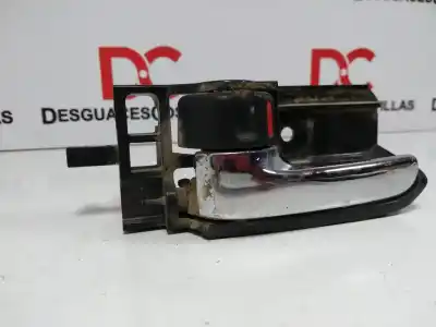 Second-hand car spare part interior left rear handle for toyota corolla (e12) 2.0 d-4d linea terra berlina oem iam references   