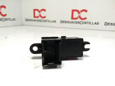 Pièce détachée automobile d'occasion commande de lève vitre arrière gauche pour nissan primera berlina (p12) acenta références oem iam 25411av600