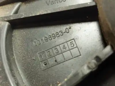 Peça sobressalente para automóvel em segunda mão suporte de lâmpada por peugeot 208 style referências oem iam 001969830