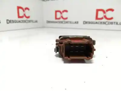 Second-hand car spare part right front power window switch for renault clio iii pack authentique oem iam references 2808202  