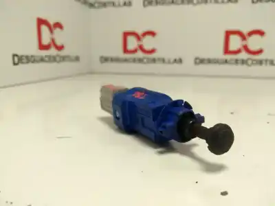 Автозапчастина б/у вимикач для RENAULT CLIO III Pack Authentique Посилання на OEM IAM 8200276359B  