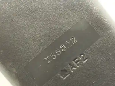 Peça sobressalente para automóvel em segunda mão cinto de segurança dianteiro direito por toyota auris active referências oem iam 258322