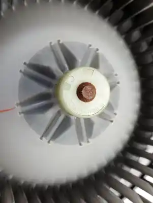 Peça sobressalente para automóvel em segunda mão ventilador de aquecimento por toyota auris active referências oem iam av2727008103  