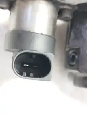 Recambio de automóvil de segunda mano de BOMBA INYECCION para MERCEDES-BENZ VITO (W639) BASIC, COMBI  referencias OEM IAM A6460700101  