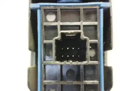 Peça sobressalente para automóvel em segunda mão botão / interruptor elevador vidro traseiro esquerdo por toyota verso active referências oem iam 742720f010  