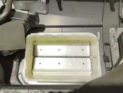 Peça sobressalente para automóvel em segunda mão tablier por toyota verso active referências oem iam 554000f010b0  