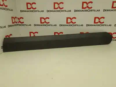 Pezzo di ricambio per auto di seconda mano Modanatura per OPEL COMBO D Expression L1H1 Riferimenti OEM IAM 35461484SX  